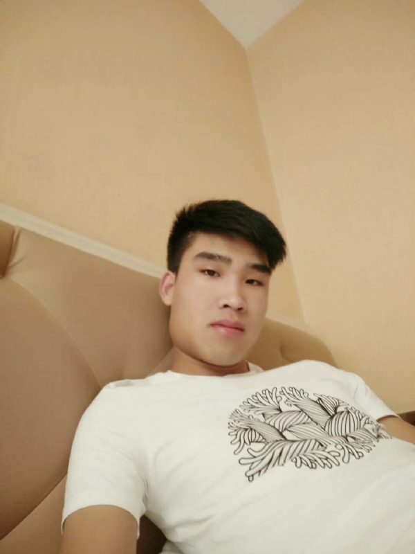 谁不曾孤单上路的第一张照片--郑州上门女婿服务网