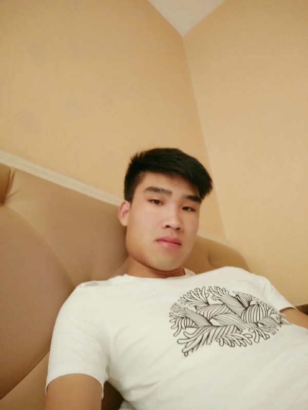 谁不曾孤单上路的第二张照片--郑州上门女婿服务网