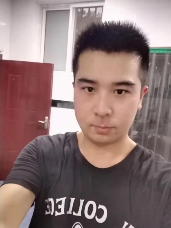 89WANG的第一张照片--郑州上门女婿服务网
